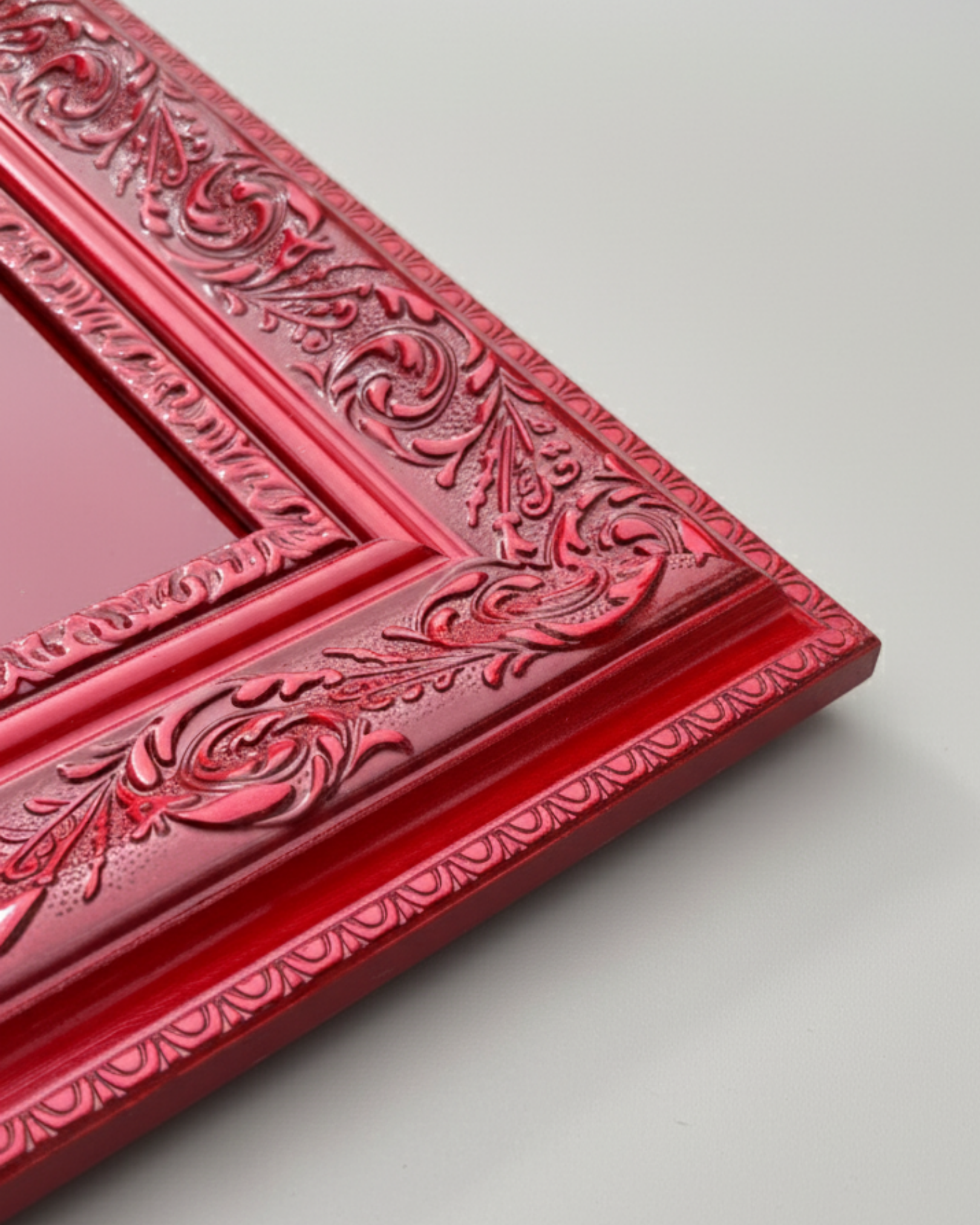 Baroque Magnetic Frame